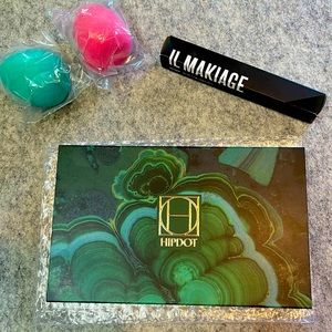 Eyeshadow Palate, Liquid Eyeliner & 2 Sponges